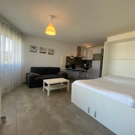 Renove Front De Avec Terrasse Et Apercu *